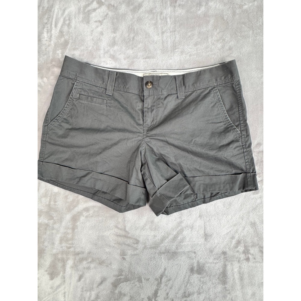 Old Navy Perfect 5" Shorts Women's Size 6 Gray Khaki Low Rise Casual Summer